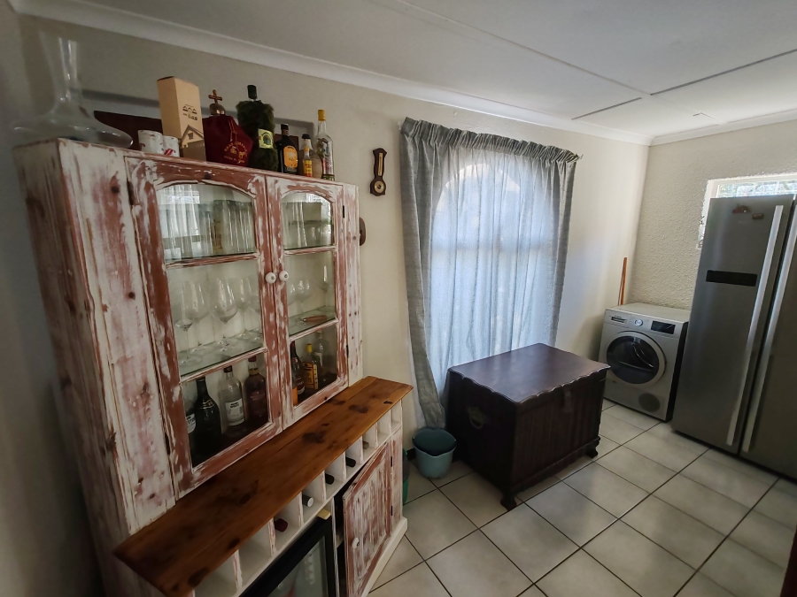 2 Bedroom Property for Sale in Palmiet Western Cape